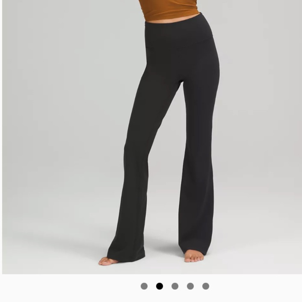 Lululemon yoga pants - size four, hemmed for 5’ to 5’3”